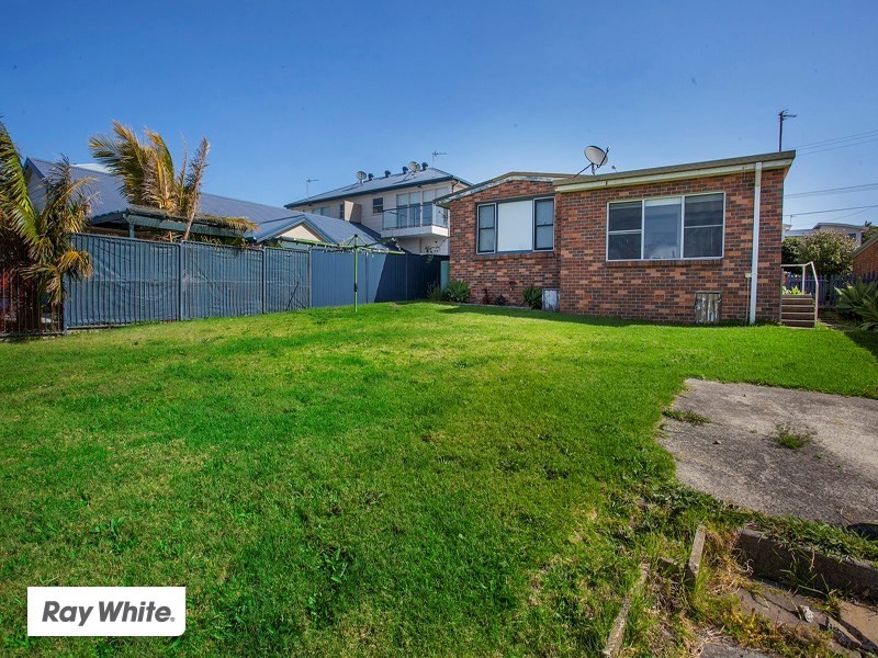 72 North Kiama Drive, Kiama Downs NSW 2533