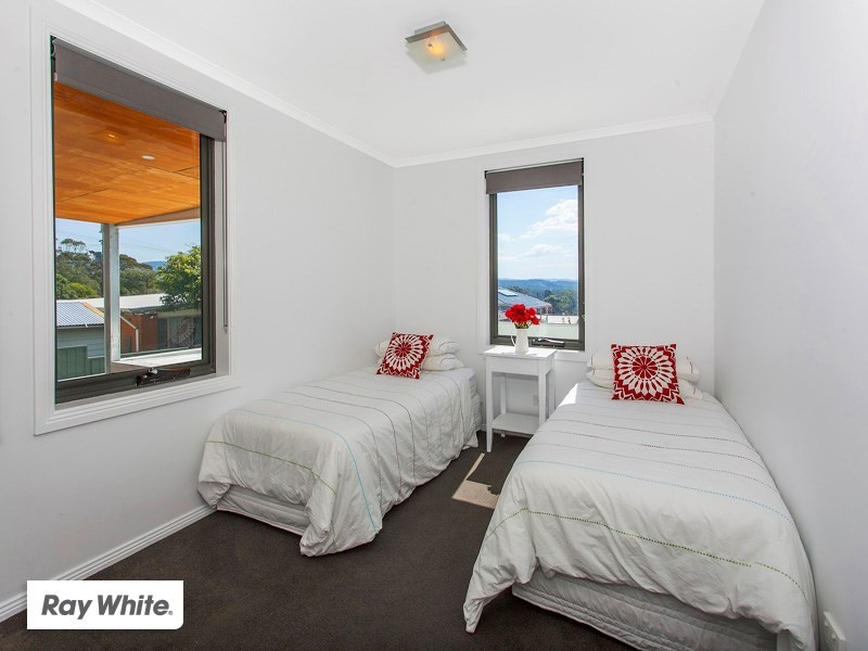 13 Gibraltar Avenue, Kiama Downs NSW 2533