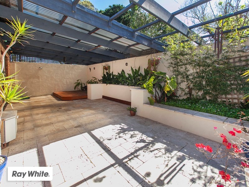 121 Kiarama Avenue, Kiama Downs NSW 2533