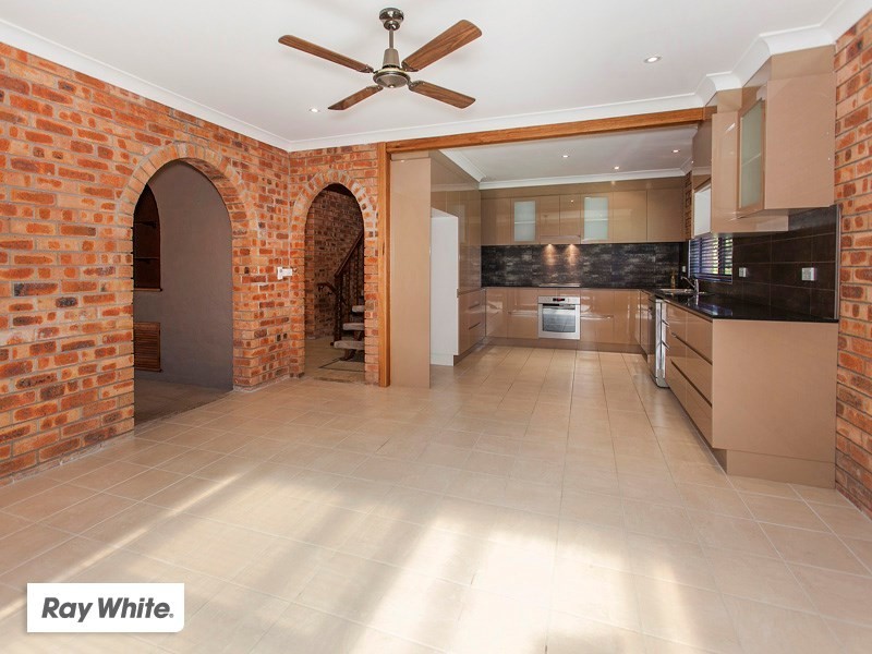 121 Kiarama Avenue, Kiama Downs NSW 2533