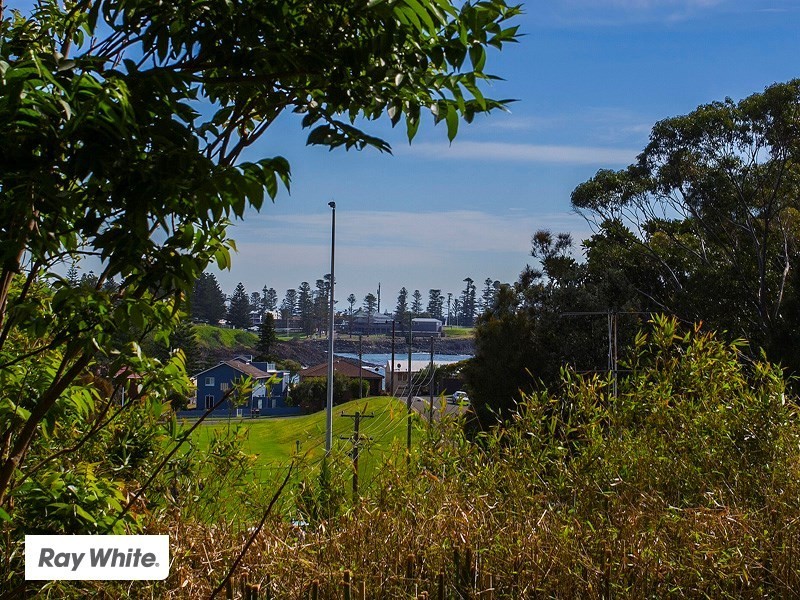 3/2 Tharkinna Avenue, Kiama NSW 2533