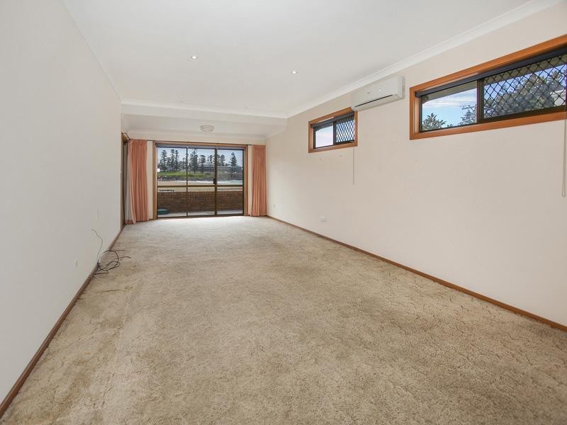 8 Barney Street, Kiama NSW 2533