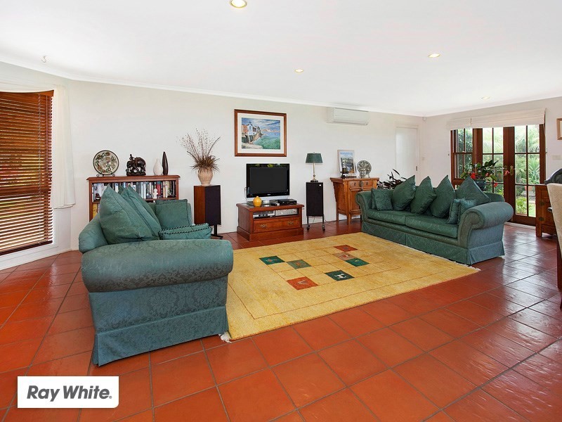 6 Claremont Place, Kiama NSW 2533