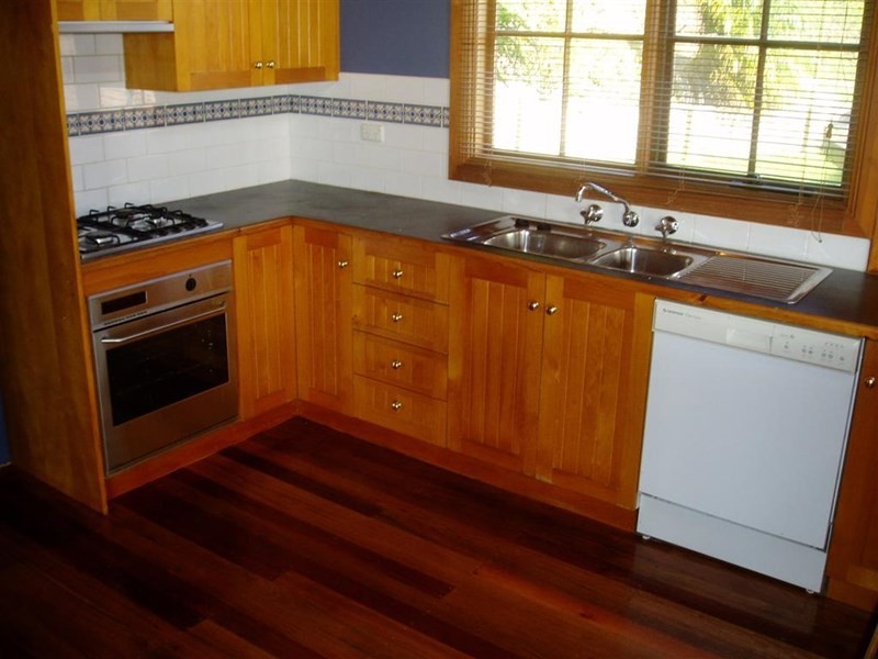 81 Barney Street, Kiama NSW 2533