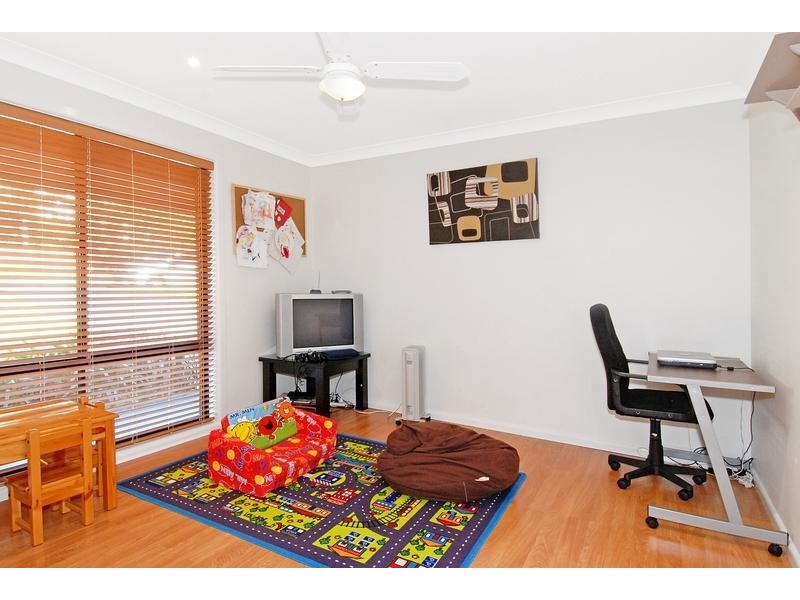 79 Barton Drive, Kiama Downs NSW 2533