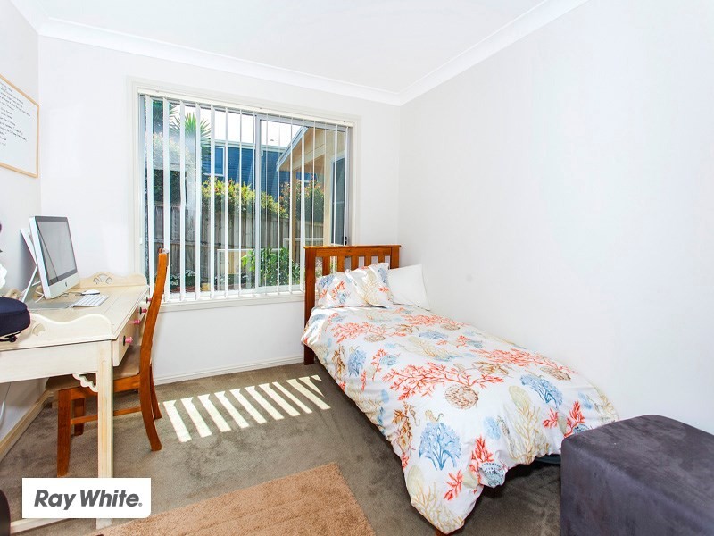 8 Price Avenue, Kiama NSW 2533