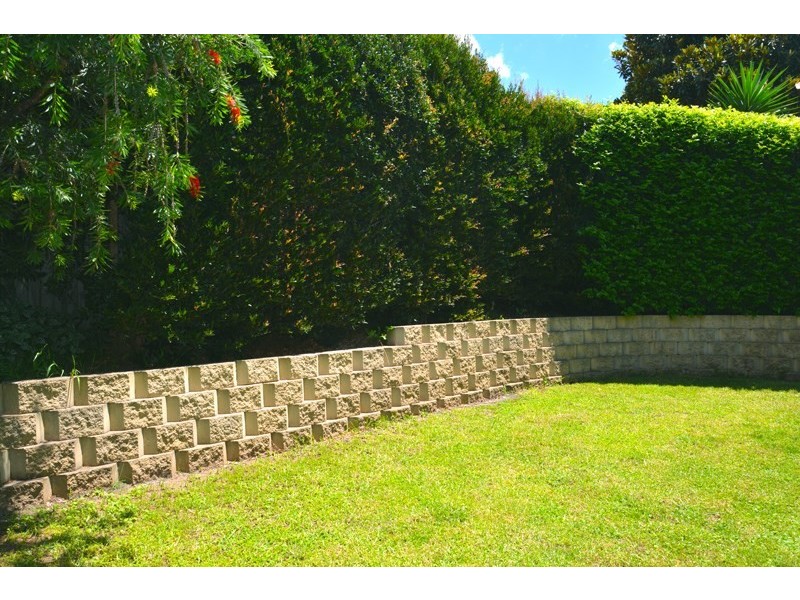 8 Price Avenue, Kiama NSW 2533