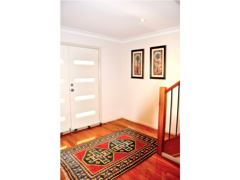 8 Price Avenue, Kiama NSW 2533