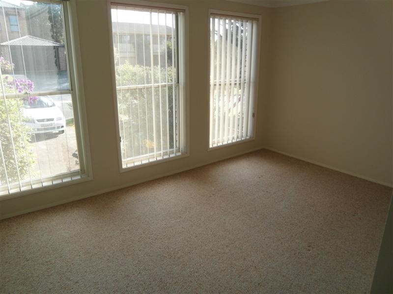 4 Talinga Avenue, Kiama Downs NSW 2533