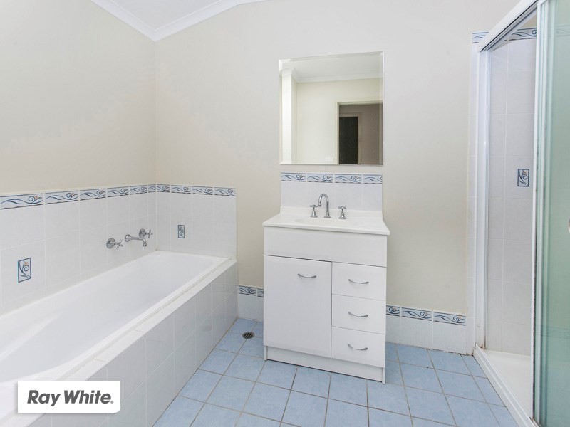 2/33 Tarrant Avenue, Kiama Downs NSW 2533