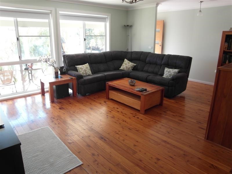 43 North Kiama Drive, Kiama Downs NSW 2533