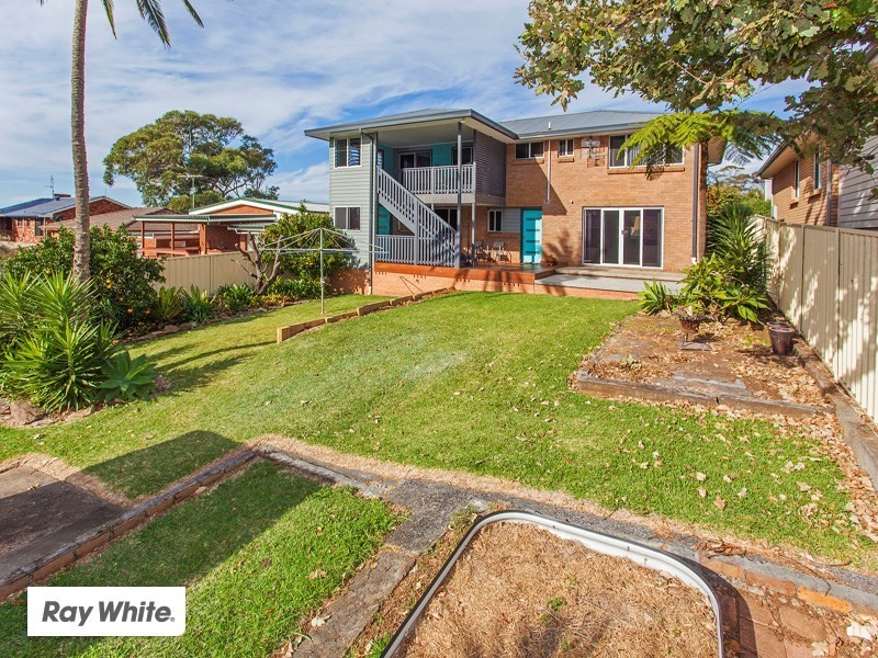 33 Attunga Avenue, Kiama Heights NSW 2533