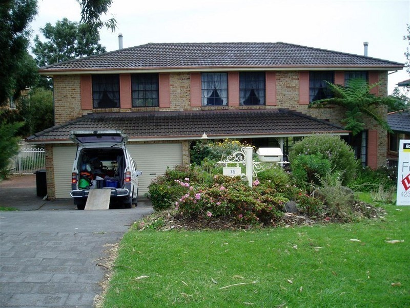 75 Barton Drive, Kiama Downs NSW 2533