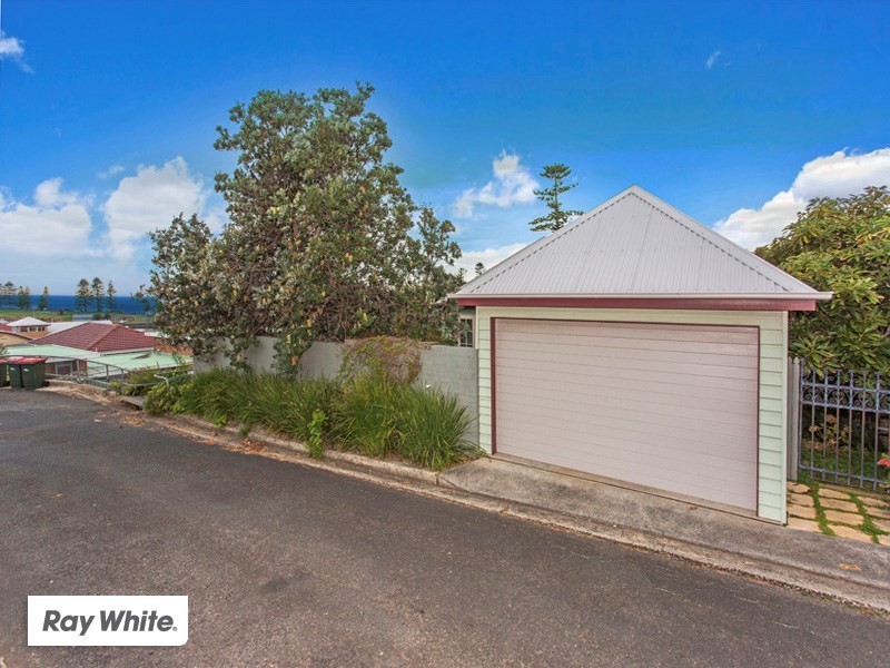 13 Minnamurra Street, Kiama NSW 2533