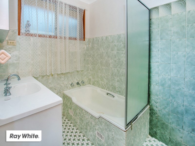 75 Johnson Street, Kiama Downs NSW 2533