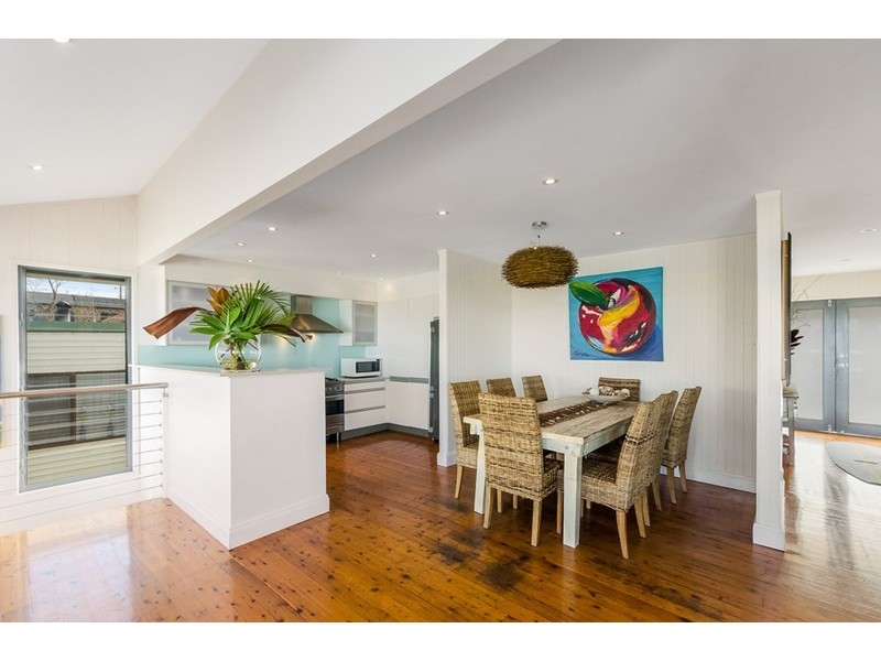 16 Darien Avenue, Kiama NSW 2533