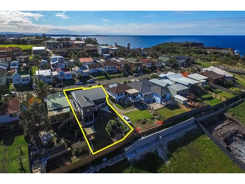 16 Darien Avenue, Kiama NSW 2533