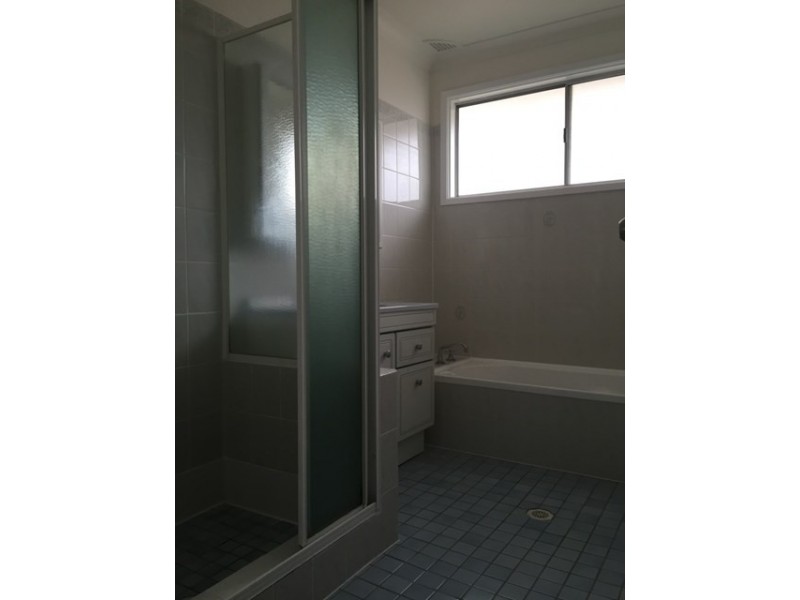 142 Riverside Drive, Kiama Downs NSW 2533