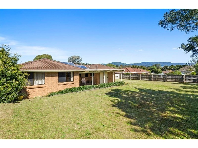 18 Irvine Street, Kiama NSW 2533