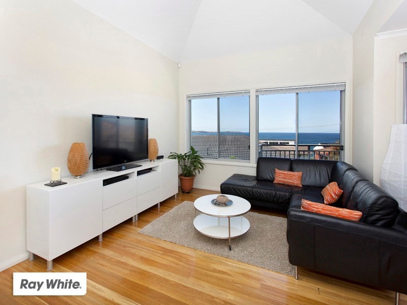 18 North Kiama Drive, Kiama Downs NSW 2533