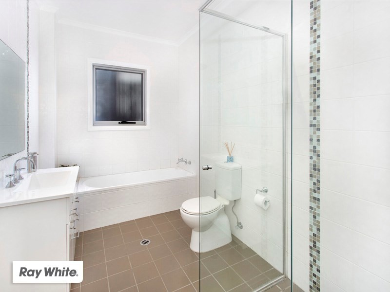 18 North Kiama Drive, Kiama Downs NSW 2533