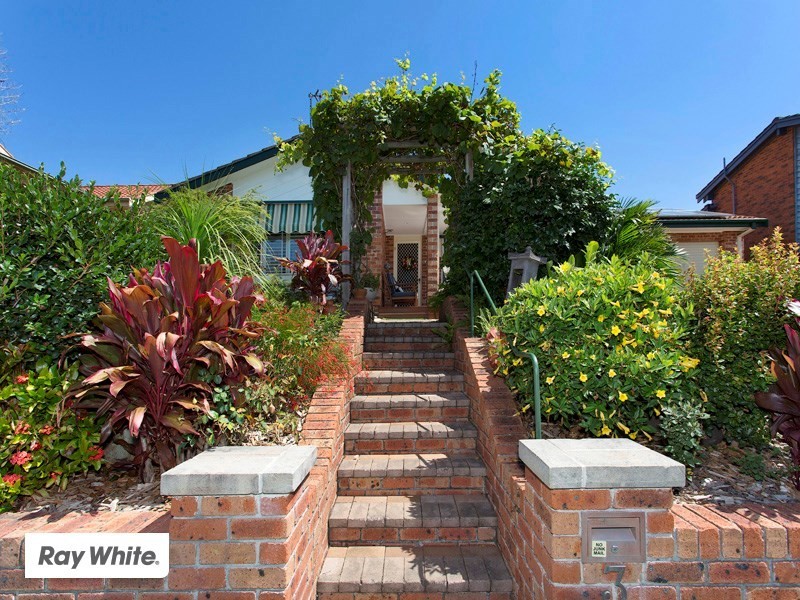 3 Elliott Place, Kiama Downs NSW 2533