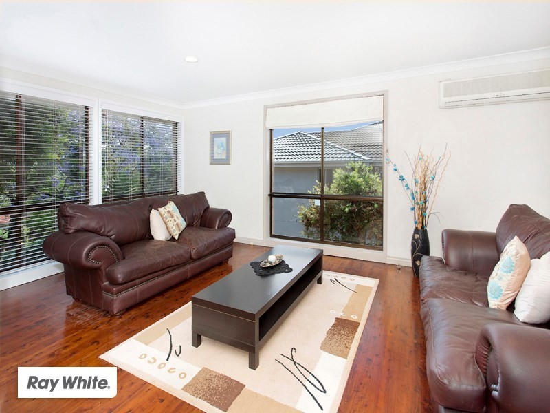 27 Barton Drive, Kiama Downs NSW 2533