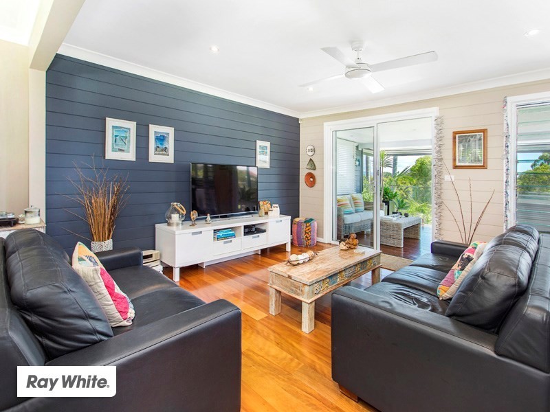 18 Golfers Parade, Kiama Downs NSW 2533