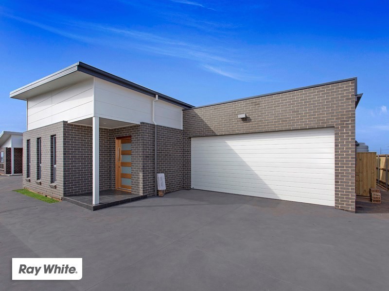 18 Arnold Crescent, Kiama NSW 2533