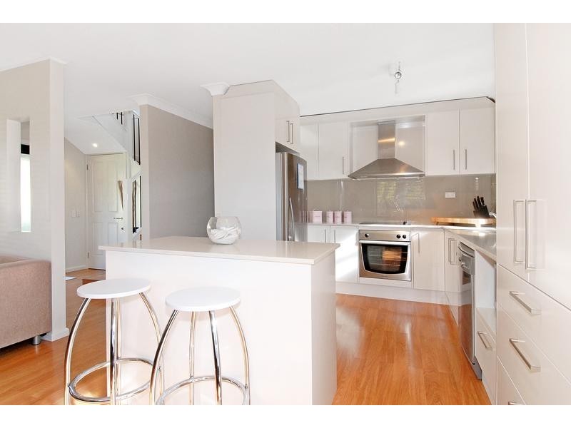 79 Barton Drive, Kiama Downs NSW 2533