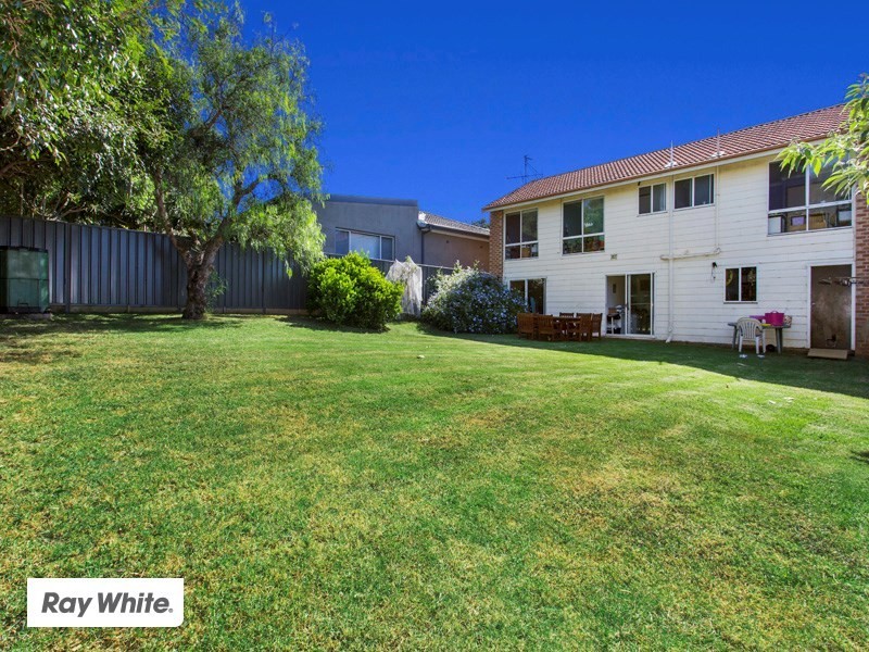36 South Kiama Drive, Kiama Heights NSW 2533