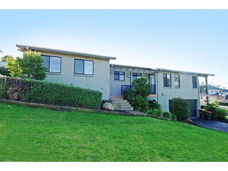 25 Farmer Street, Kiama NSW 2533