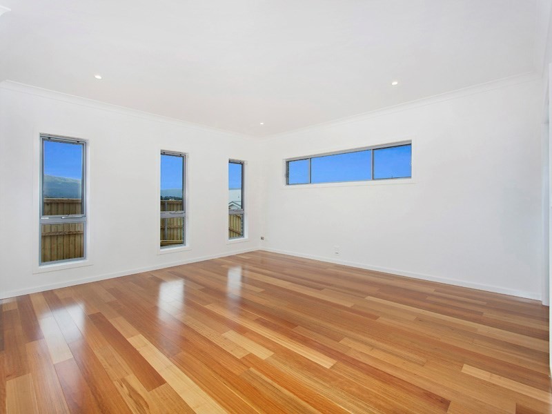 20 Arnold Crescent, Kiama NSW 2533