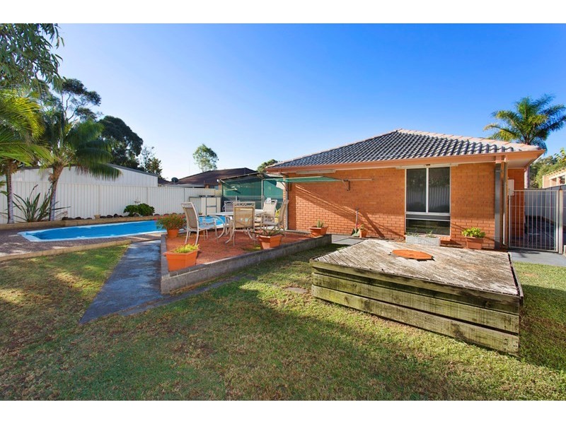 20 Whitegum Place, Albion Park Rail NSW 2527