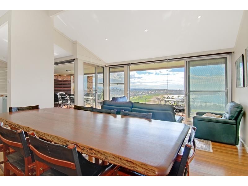 16 Cliff Drive, Kiama Downs NSW 2533