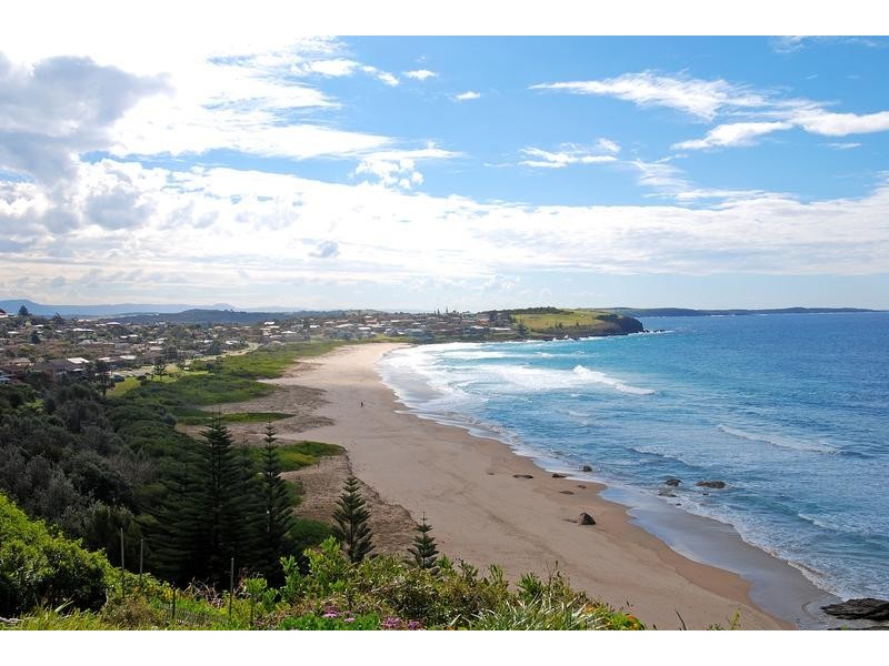 16 Cliff Drive, Kiama Downs NSW 2533