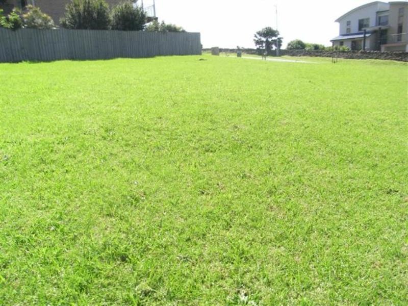 12 Danube Street, Kiama NSW 2533