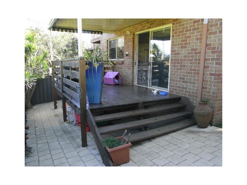 1/25 Tarrant Avenue, Kiama Downs NSW 2533