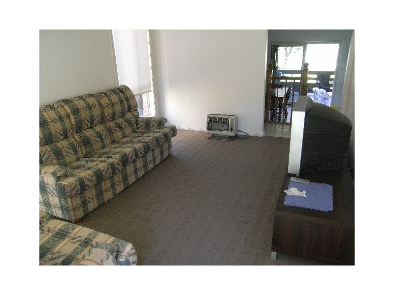 1/25 Tarrant Avenue, Kiama Downs NSW 2533