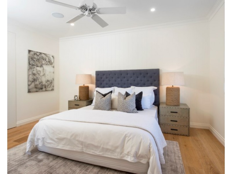 8 Barney Street, Kiama NSW 2533