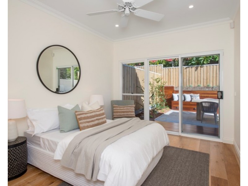 8 Barney Street, Kiama NSW 2533