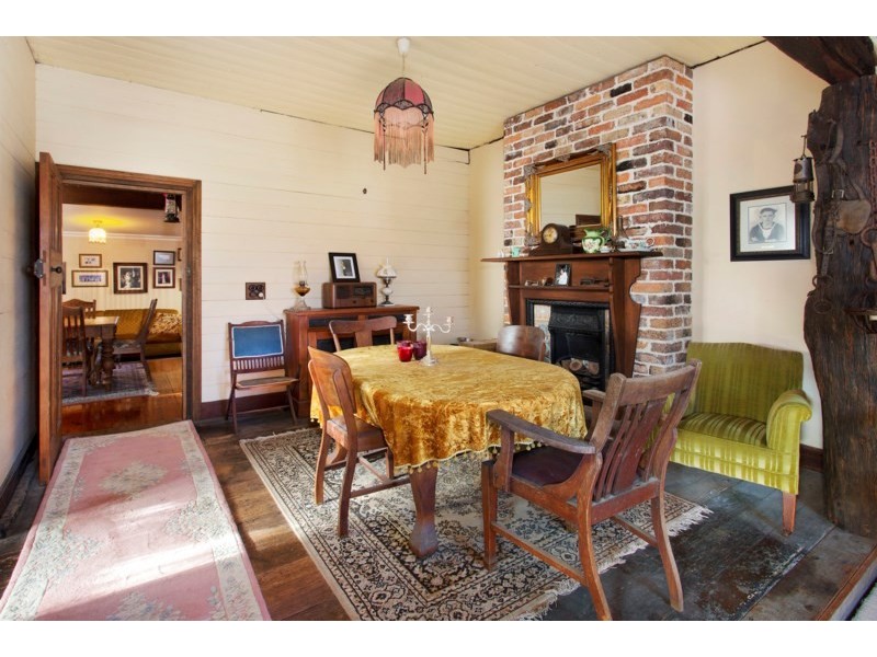 13 Seaview Street, Kiama NSW 2533