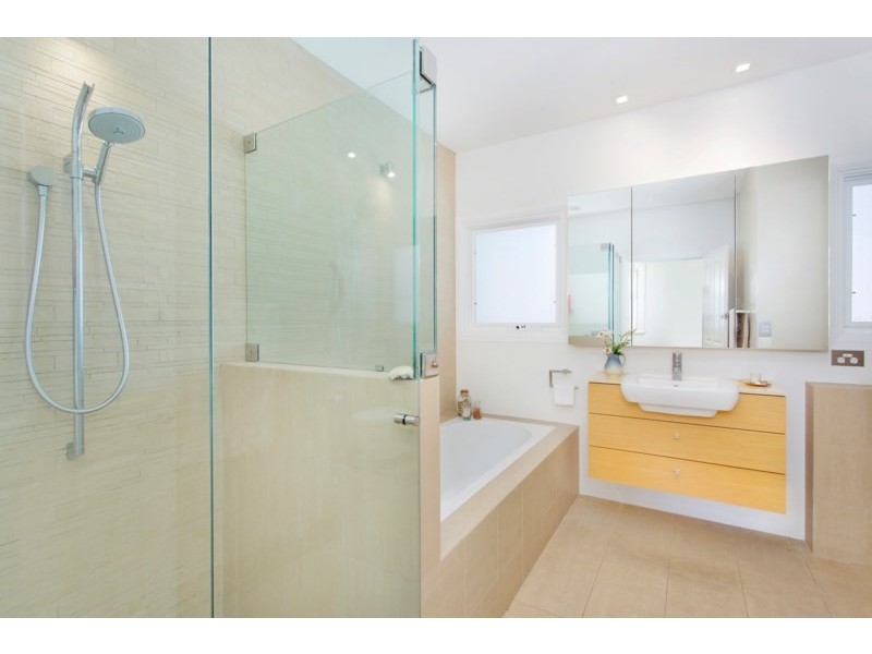 22 Cliff Drive, Kiama Downs NSW 2533