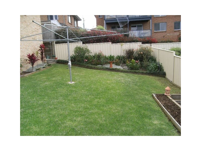 19 Danube Street, Kiama NSW 2533