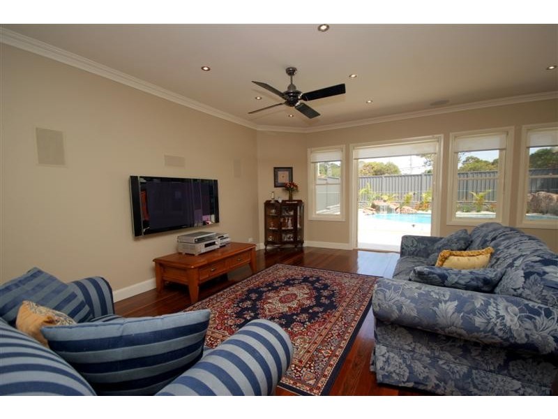 7 Hothersal Street, Kiama NSW 2533