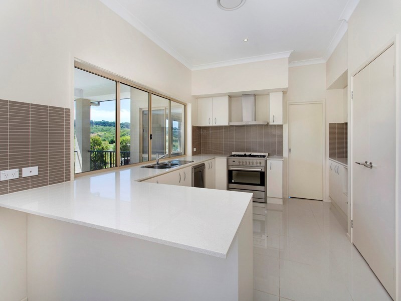 6 Turnberry Close, Shell Cove NSW 2529