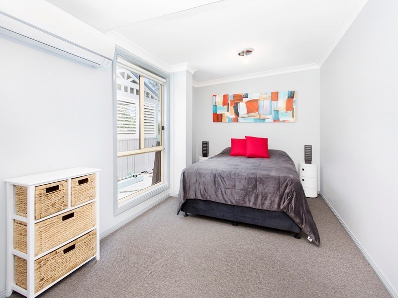 8 Lockett Place, Kiama NSW 2533