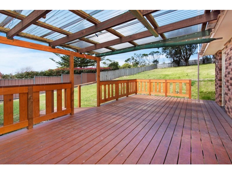 80 Barton Drive, Kiama Downs NSW 2533