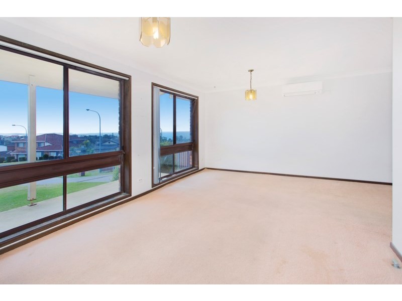 80 Barton Drive, Kiama Downs NSW 2533