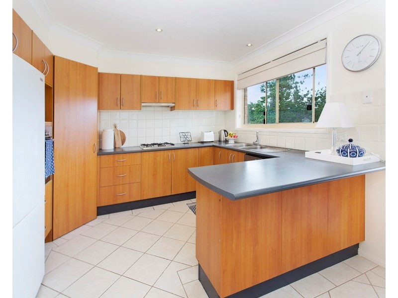 16 Cove Boulevard, Shell Cove NSW 2529